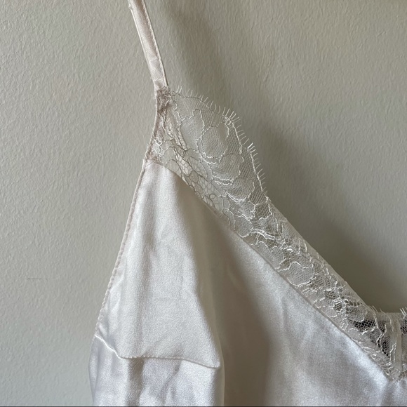 Victoria’s Secret White Satin Slip Dress Size Large - Picture 4 of 11